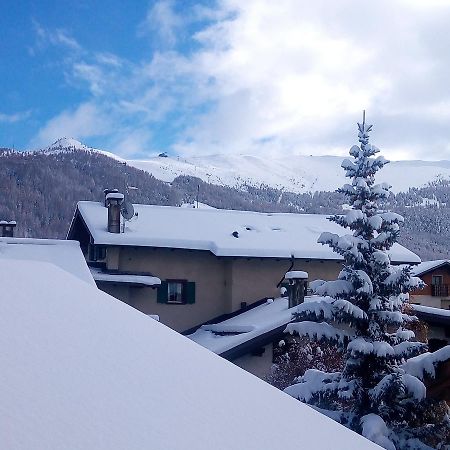 Garni Delia Hotel Livigno Buitenkant foto