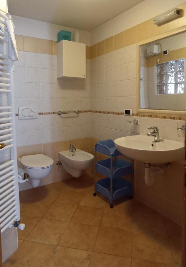 Garni Delia Hotel Livigno Buitenkant foto