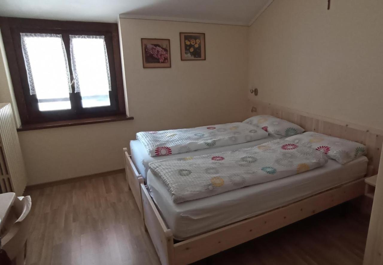 Garni Delia Hotel Livigno Buitenkant foto