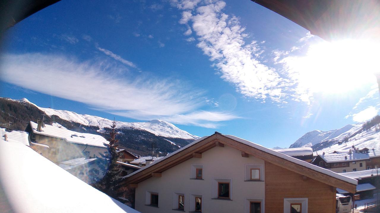 Garni Delia Hotel Livigno Buitenkant foto